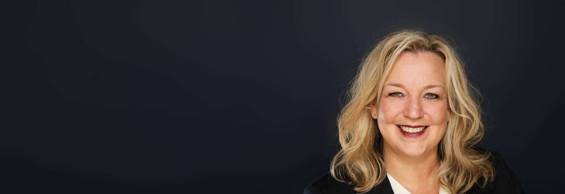 Vanessa Schulz Vernstaltungen – Eventagentur in NRW (lächelnd)